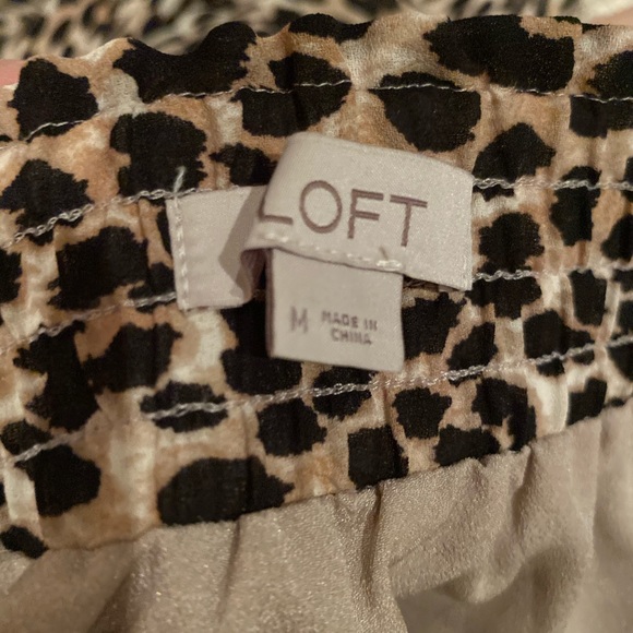 Ann Taylor LOFT Leopard Midi Skirt - Picture 3 of 3